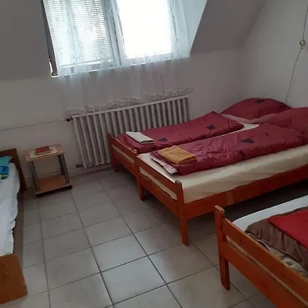 Kekturas-tora Nyilo Privat Berlemeny בית הארחה בדקסוניטומאי